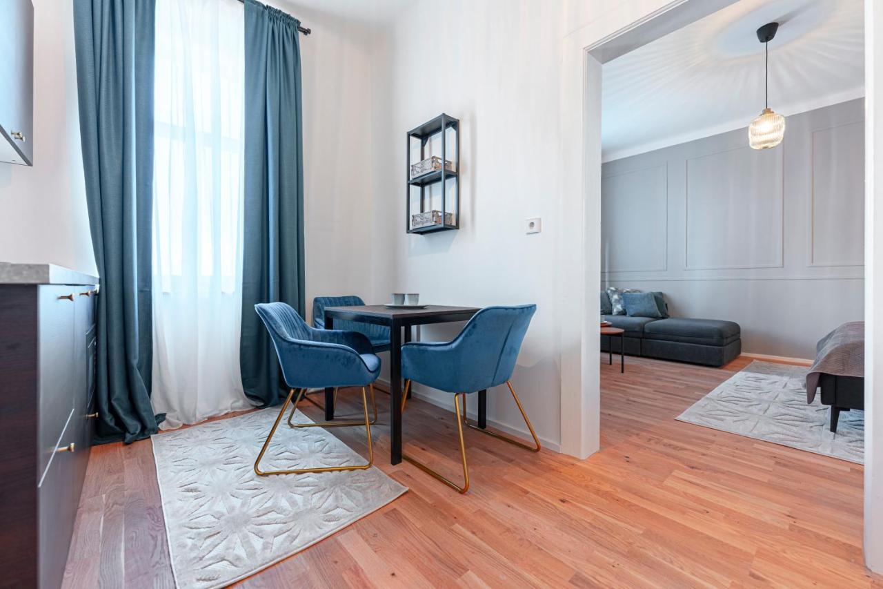City Appartement Wagram Am Hauptbahnhof Sankt Poelten Exteriér fotografie