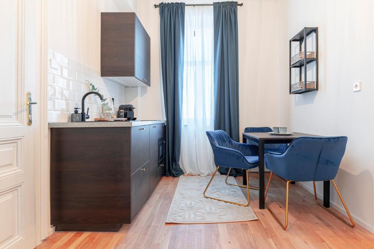 City Appartement Wagram Am Hauptbahnhof Sankt Poelten Exteriér fotografie